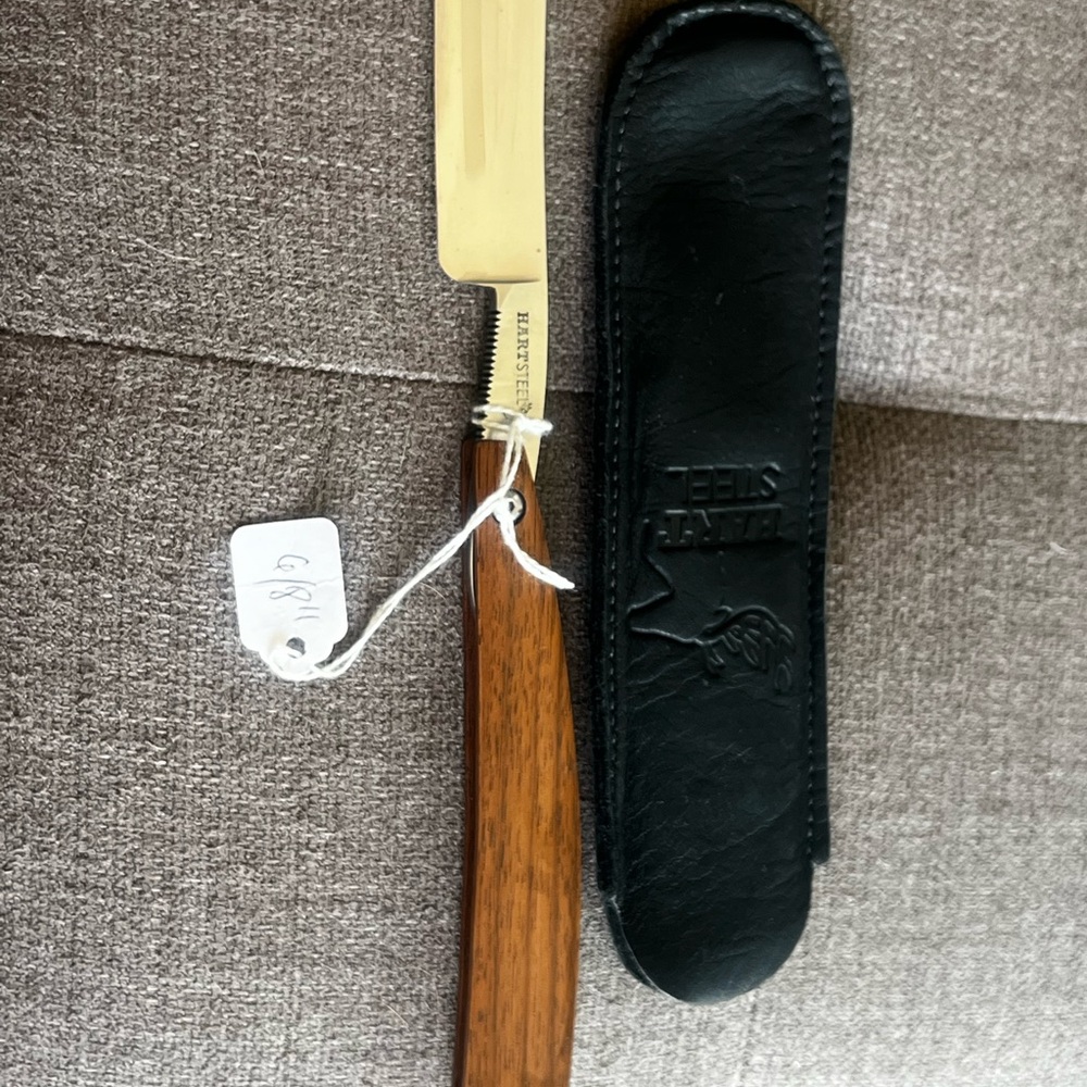 Hart Steel Straight Razor with Leather Case